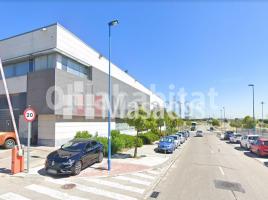 , 640 m², NEWTON