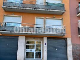 Flat, 96 m², almost new