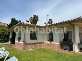 For rent Houses (villa / tower), 335 m²