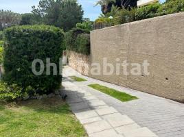 For rent Houses (villa / tower), 335 m²