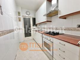 Piso, 96 m², cerca de bus y tren, Calle de Salamanca