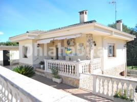 Houses (villa / tower), 258 m², Calle Tigre