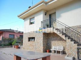 Houses (villa / tower), 258 m², Calle Tigre