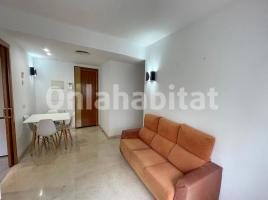 Apartamento, 57 m², cerca de bus y tren, seminuevo, Avenida d'Álvarez de Castro