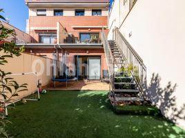 Casa (unifamiliar adosada), 225 m², seminuevo, Calle CLIMENT HUMET