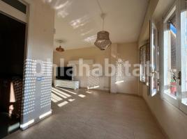 Pis, 92 m², prop de bus i tren, Calle de Colom