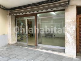 For rent business premises, 45 m², near bus and train