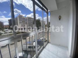 Louer pis, 89 m², Avenida Reyes Católicos