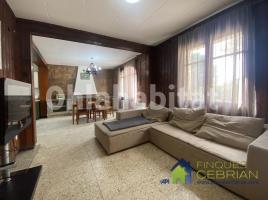 For rent Houses (villa / tower), 196 m²