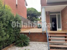 For rent Houses (terraced house), 318 m², almost new