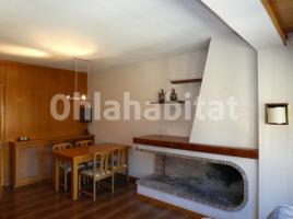 For rent Houses (terraced house), 249 m², near bus and train