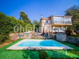 Houses (villa / tower), 160 m², Calle Remei