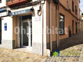 For rent business premises, 57 m², near bus and train