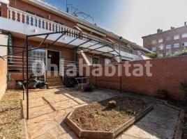 Casa (unifamiliar adosada), 251 m², Zona