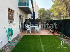 Alquiler piso, 150 m², seminuevo, Zona