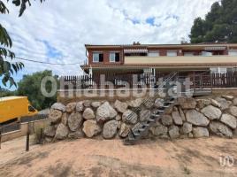 Houses (terraced house), 168 m², near bus and train, almost new, Avenida Santa Maria de Montserrat