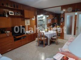 Apartamento, 90 m², cerca de bus y tren, Calle Roger de Llúria