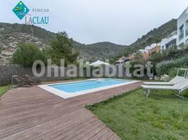 For rent Houses (detached house), 290 m², near bus and train, almost new