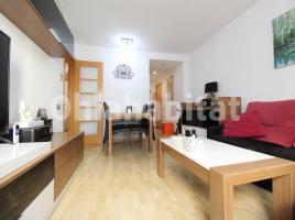 Piso, 58 m², cerca de bus y tren, seminuevo