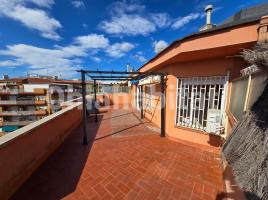 Ático, 87 m², cerca de bus y tren