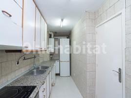 Pis, 97 m², prop de bus i tren, Corbera de Llobregat