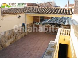 Casa (unifamiliar adosada), 514 m², cerca de bus y tren