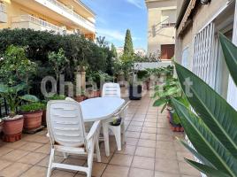 Piso, 85 m², cerca de bus y tren