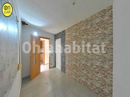 Piso, 54 m², cerca de bus y tren