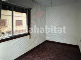 Piso, 66 m², cerca bus y metro, Porta