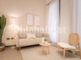 Alquiler piso, 70 m², cerca bus y metro, seminuevo