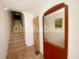 Casa (unifamiliar aïllada), 231 m², prop de bus i tren, Santa Bárbara