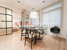 Loft, 118 m², près de bus et de train