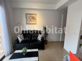 Flat, 59 m², near bus and train, almost new, centro