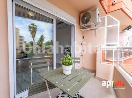 Apartamento, 46 m², cerca de bus y tren