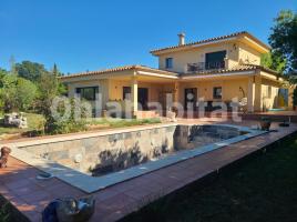 Houses (detached house), 406 m², near bus and train, almost new, Peralada