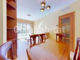 Flat, 88 m², near bus and train, almost new, Marina