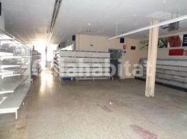 Lloguer local comercial, 385 m², Poble Nou