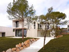 Houses (detached house), 244 m², almost new, Zona