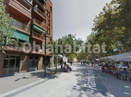 Piso, 86 m², cerca de bus y tren