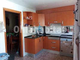 Casa (unifamiliar adosada), 170 m², cerca de bus y tren, Avenida de les Comarques Catalanes