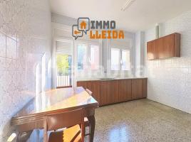  (unifamiliar adossada), 390 m², Calle Vescomte d'Ager, 8