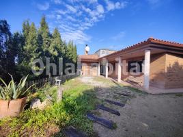 Houses (detached house), 227 m², near bus and train, almost new