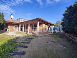 Houses (detached house), 227 m², near bus and train, almost new