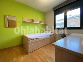 For rent room, 11 m², near bus and train