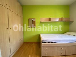 For rent room, 11 m², near bus and train