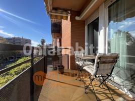 Flat, 103 m², near bus and train, Calle de Pi i Gibert