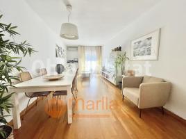 Flat, 103 m², near bus and train, Calle de Pi i Gibert