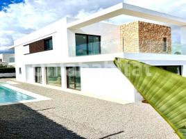 Casa (chalet / torre), 350 m², nuevo