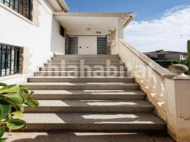 Casa (xalet / torre), 295 m², prop de bus i tren