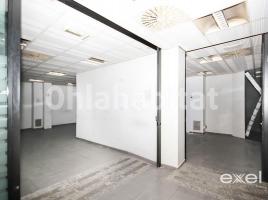 Business premises, 136 m², Zona